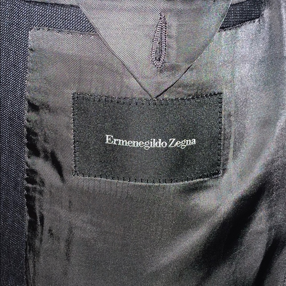 Ermenegildo Zenga charcoal men’s suit - Picture 4 of 10